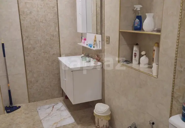 3 otaqlı mənzil , Quba