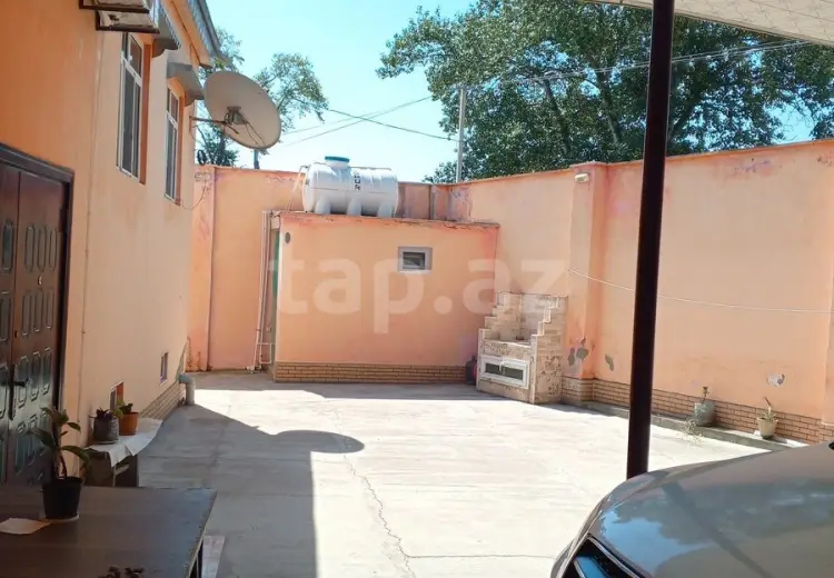3 otaqlı mənzil , Quba