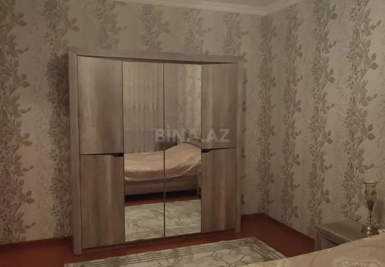 3 otaqlı mənzil Satılır, Quba