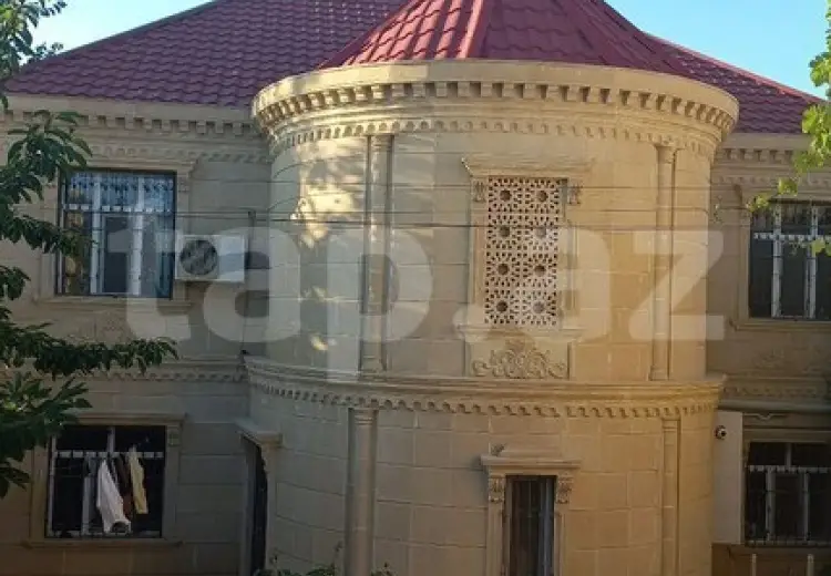 8 otaqlı mənzil , Bakı