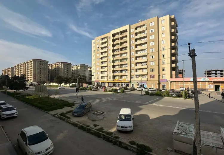 3 otaqlı mənzil , Bakı