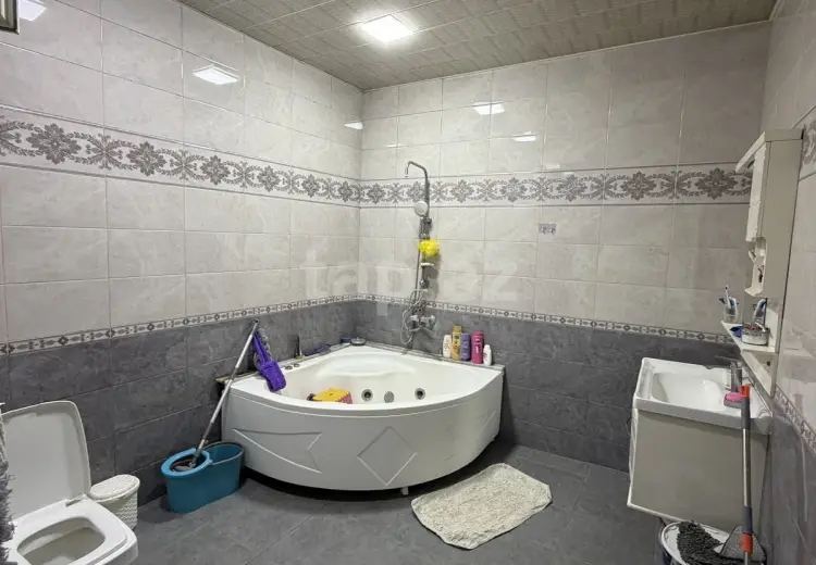 4 otaqlı mənzil , Gəncə