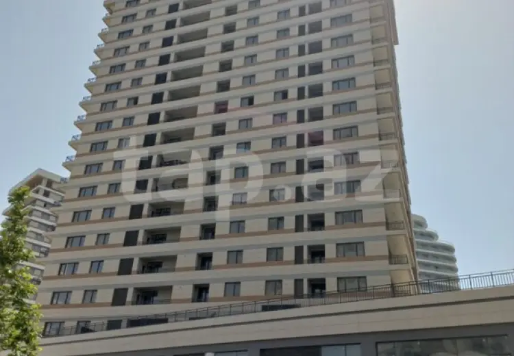 4 otaqlı mənzil , Bakı