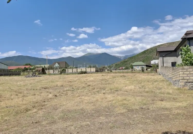 12 sot Torpaq Satılır, Şəki