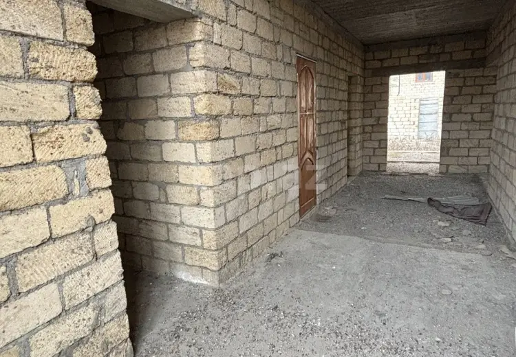 8 otaqlı mənzil , Quba