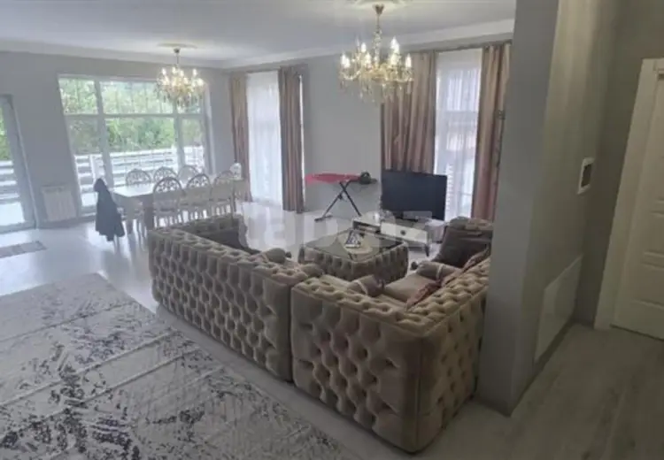 9 otaqlı mənzil , Qəbələ