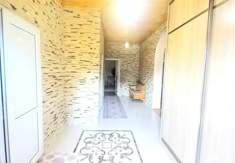 6 otaqlı mənzil Satılır, Lənkəran