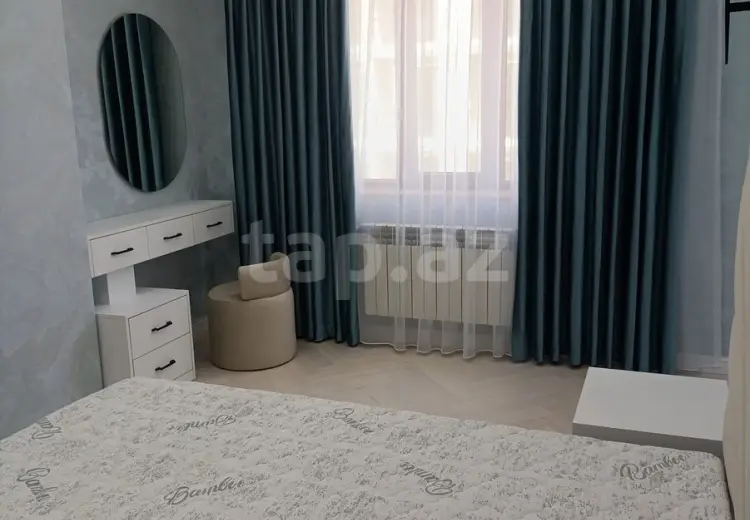 4 otaqlı mənzil , Bakı