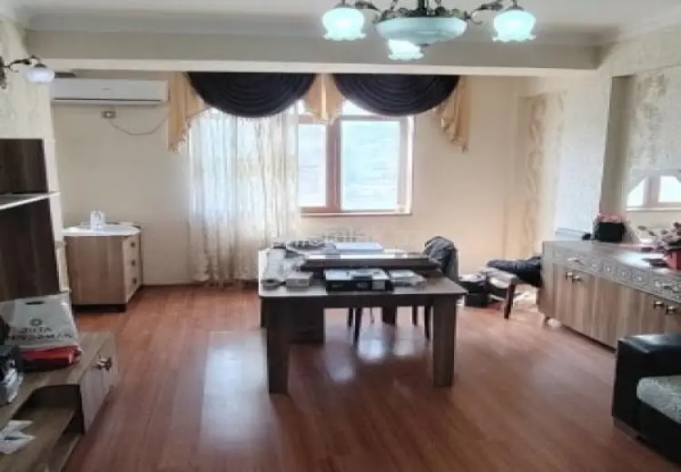 3 otaqlı mənzil Satılır, Bayıl qəs., Səbail, Bakı