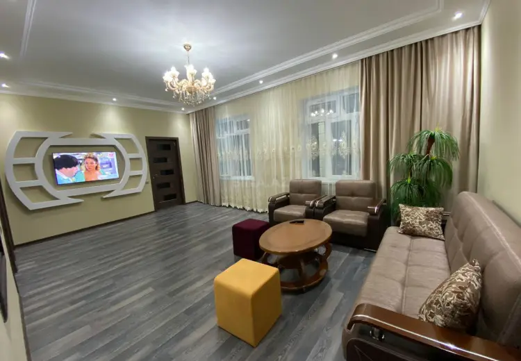 3 otaqlı mənzil Kirayə (günlük), Qax