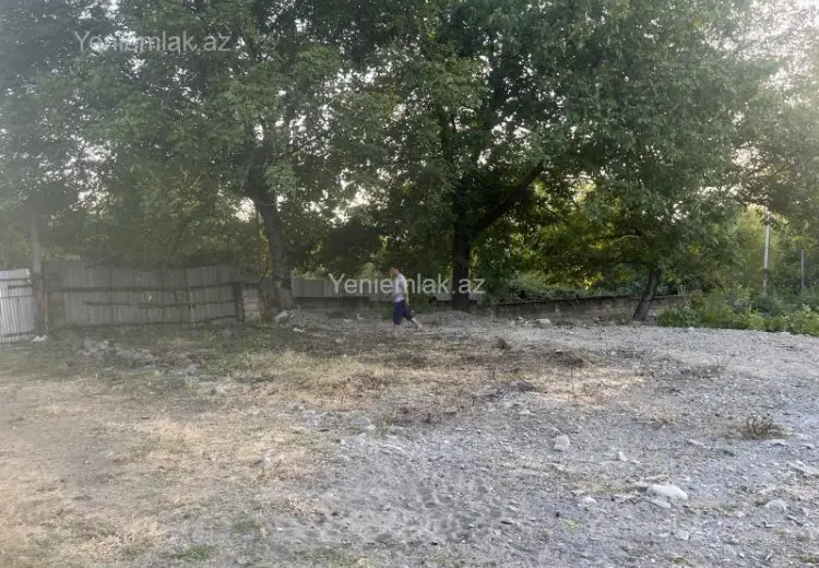 6 sot Torpaq Satılır, Qəbələ