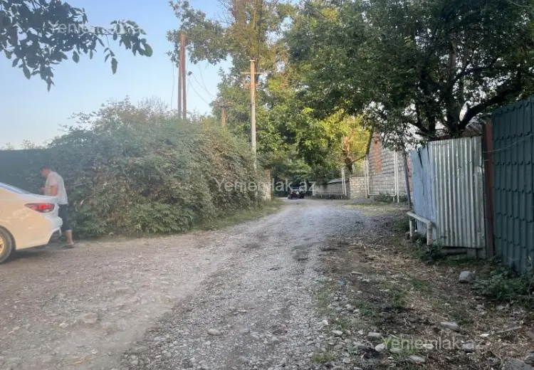 6 sot Torpaq Satılır, Qəbələ