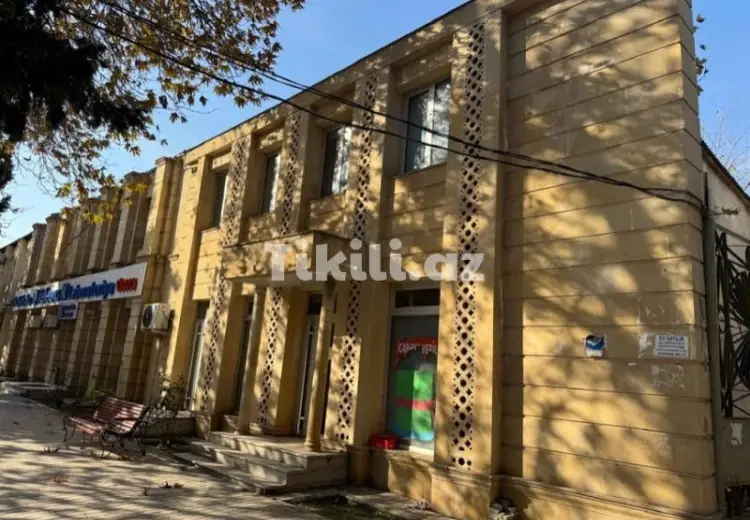 400 m² Obyekt / Ofis Satılır,