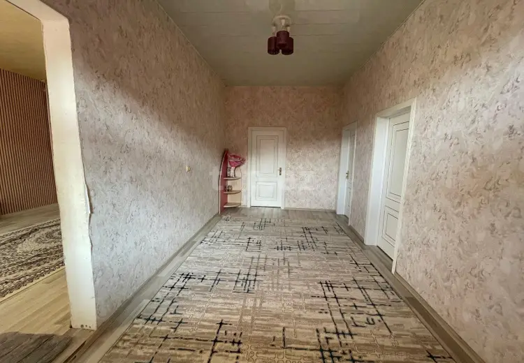 4 otaqlı mənzil , Bakı