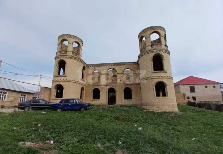14 otaqlı mənzil , Şamaxı