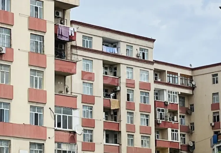 3 otaqlı mənzil , Bakı