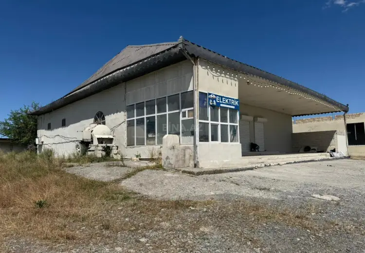 286 m² Obyekt / Ofis Satılır, Ucar