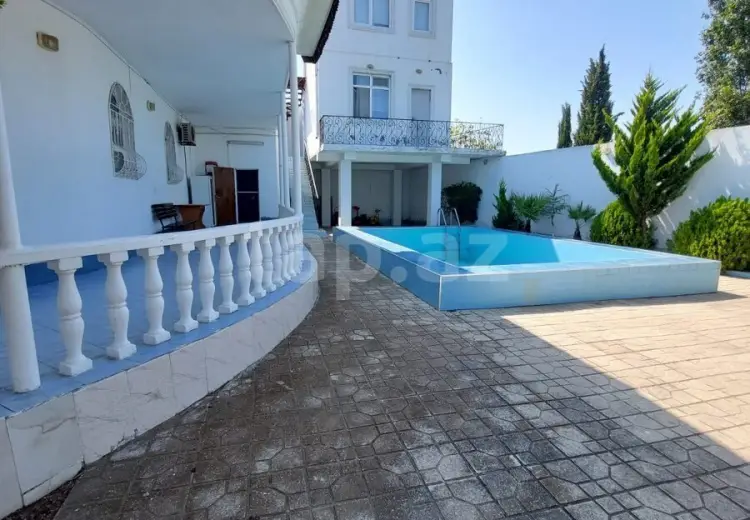 5 otaqlı mənzil , Bakı