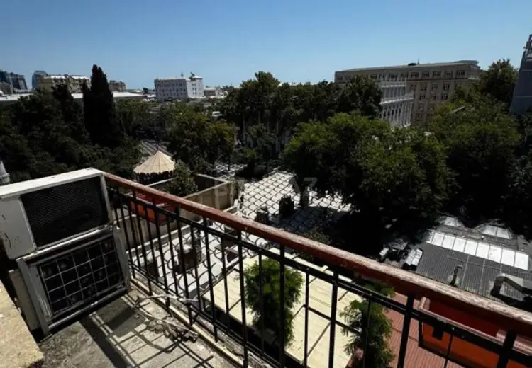 140 m² Obyekt / Ofis Kirayə (aylıq), Səbail, Bakı