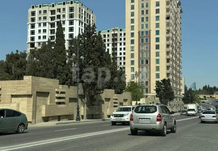 4 otaqlı mənzil , Badamdar qəs., Səbail, Bakı