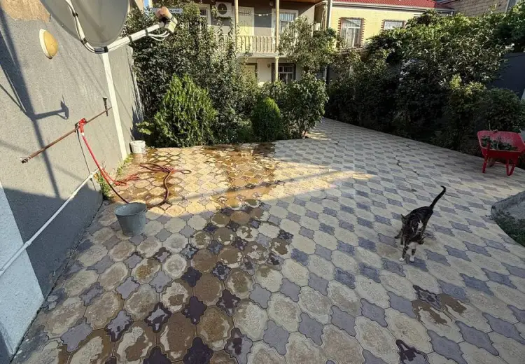 7 otaqlı mənzil , Xırdalan