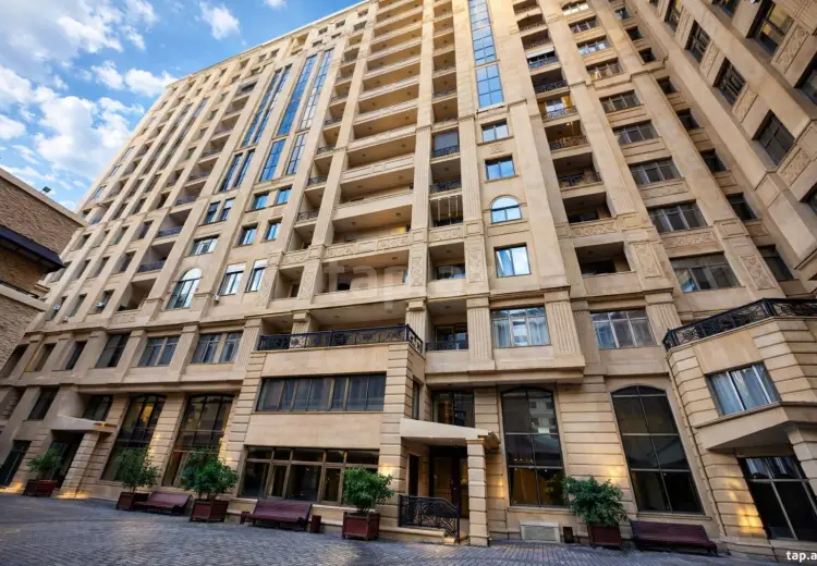3 otaqlı mənzil , Bakı