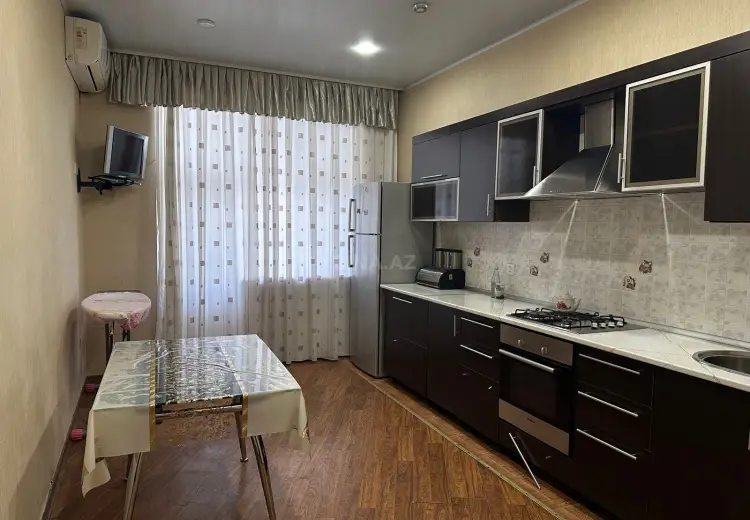3 otaqlı mənzil Kirayə (aylıq), Badamdar qəs., Səbail, Bakı