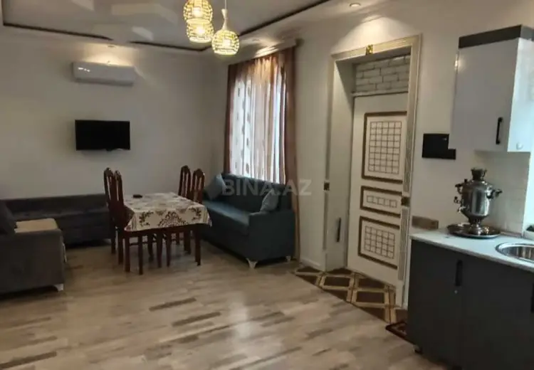 3 otaqlı mənzil Satılır, Qəbələ