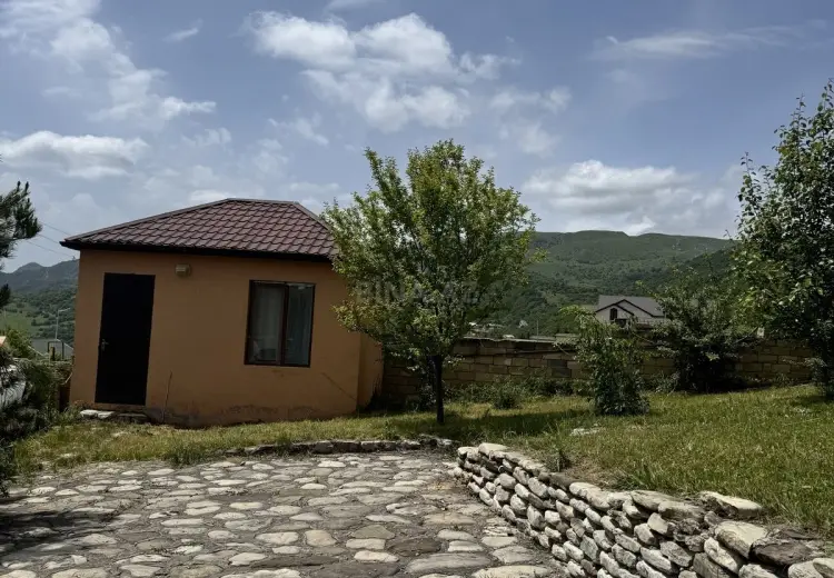 4 otaqlı mənzil Satılır, Şamaxı