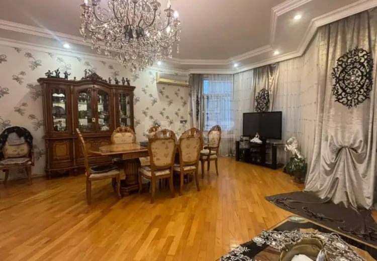 4 otaqlı mənzil , Nəsimi, Bakı