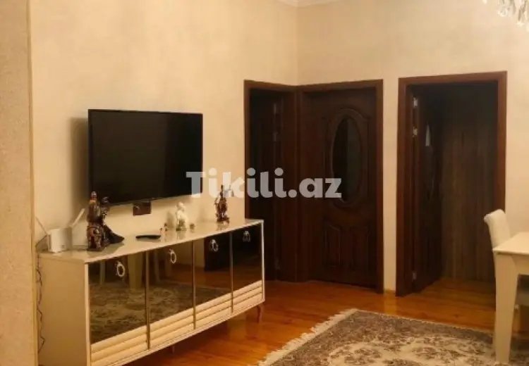 250 000 AZN - 6 otaqlı mənzil Satılır, Yeni Günəşli qəs., Suraxanı, Bakı