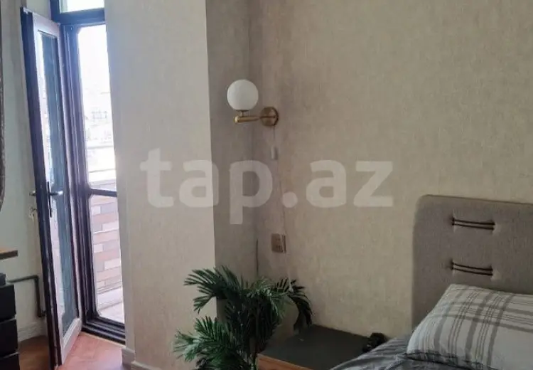 3 otaqlı mənzil , Bakı