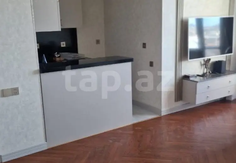 3 otaqlı mənzil , Bakı