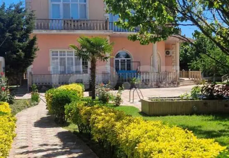 8 otaqlı mənzil , Nabran