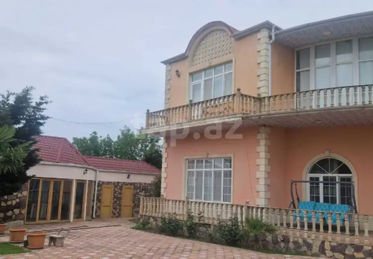 8 otaqlı mənzil , Nabran
