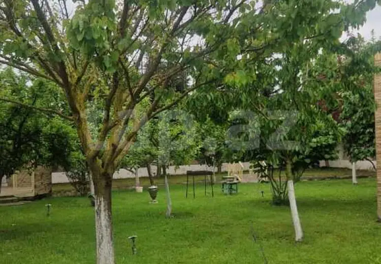 8 otaqlı mənzil , Nabran