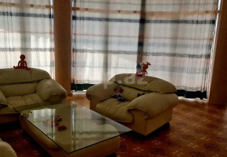 8 otaqlı mənzil , Nabran