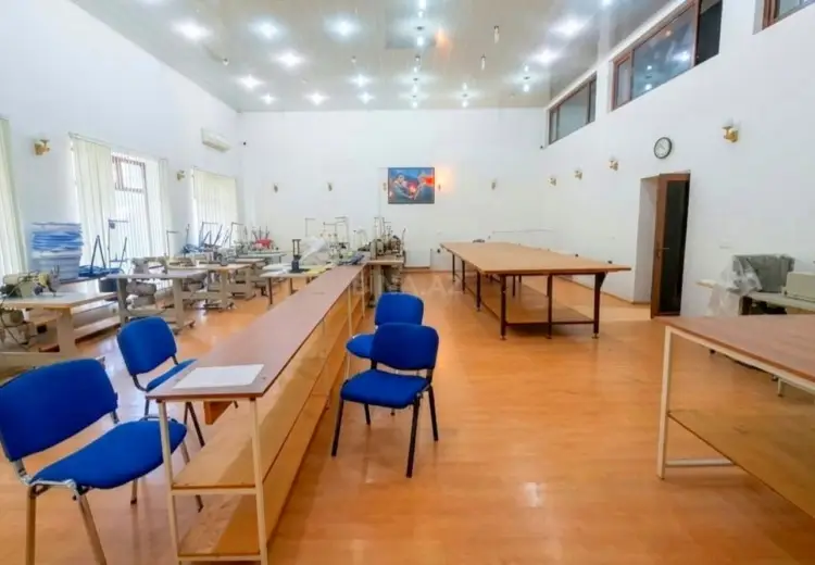 320 m² Obyekt / Ofis Kirayə (aylıq), Xətai, Bakı