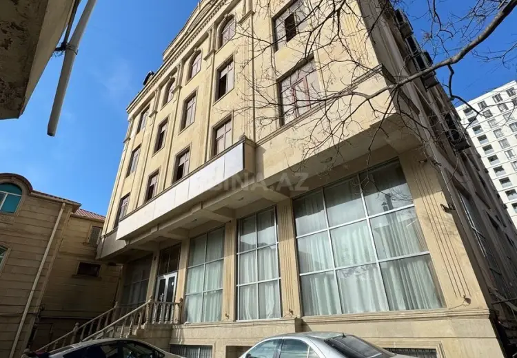 1650 m² Obyekt / Ofis Satılır, Yasamal qəs., Yasamal, Bakı