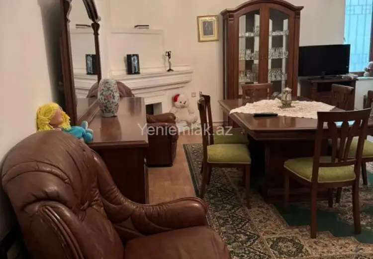 3 otaqlı mənzil Satılır, İçəri şəhər, Səbail, Bakı