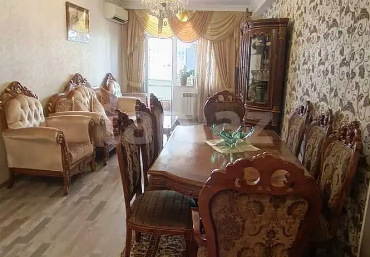 4 otaqlı mənzil , Bakı