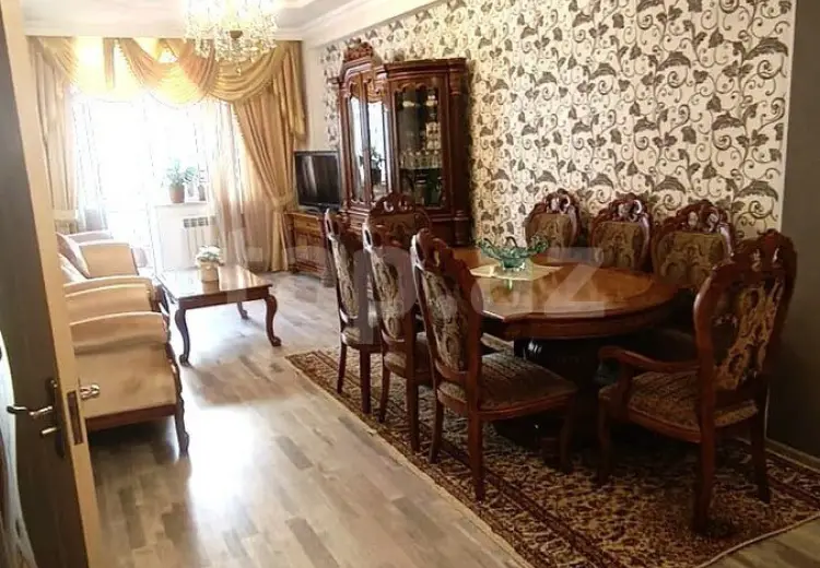 4 otaqlı mənzil , Bakı