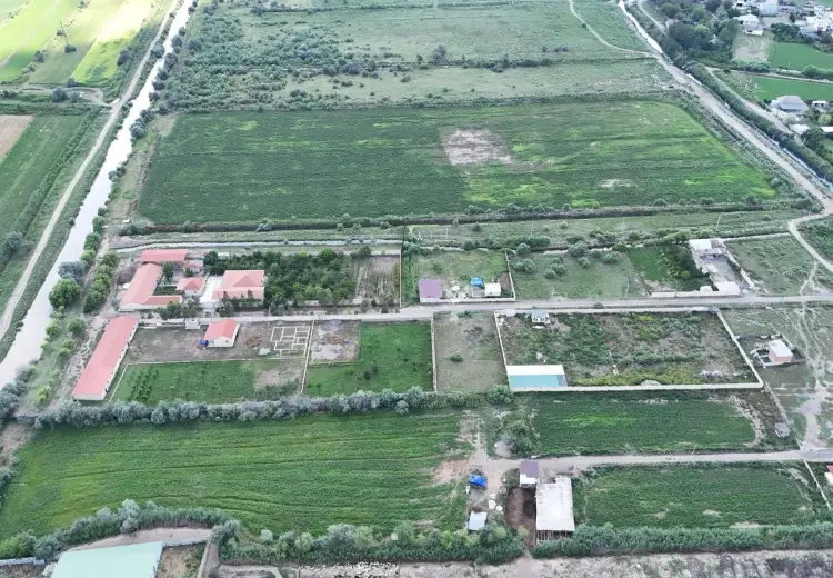 1000 m² Obyekt / Ofis Satılır, Qobustan şəh., Qobustan