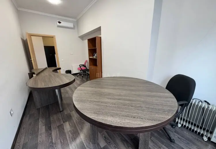 754 m² Obyekt / Ofis Kirayə (aylıq), Nərimanov, Bakı