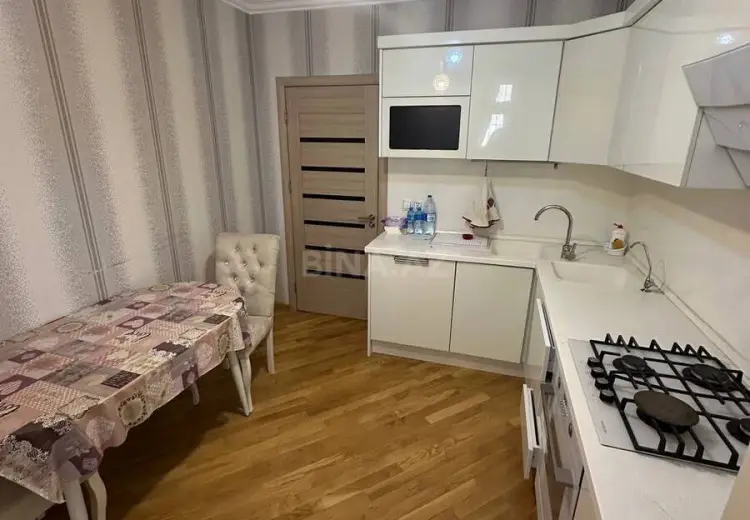 3 otaqlı mənzil Satılır, Yeni Yasamal qəs., Yasamal, Bakı