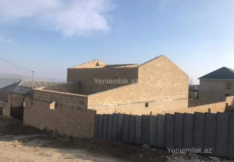 6 otaqlı mənzil Satılır, Şamaxı