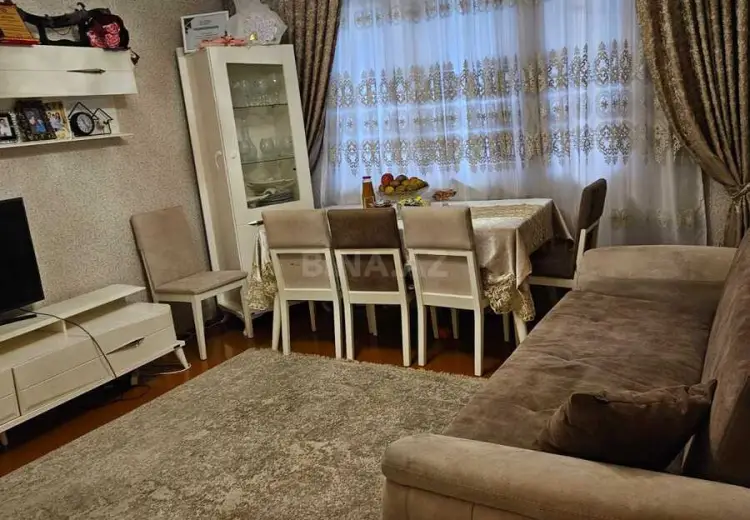 3 otaqlı mənzil Satılır, Gəncə
