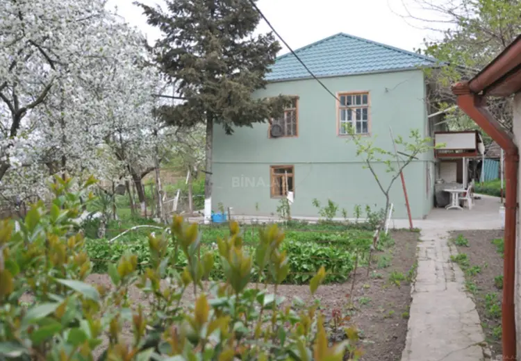 6 otaqlı mənzil Satılır, Şamaxı