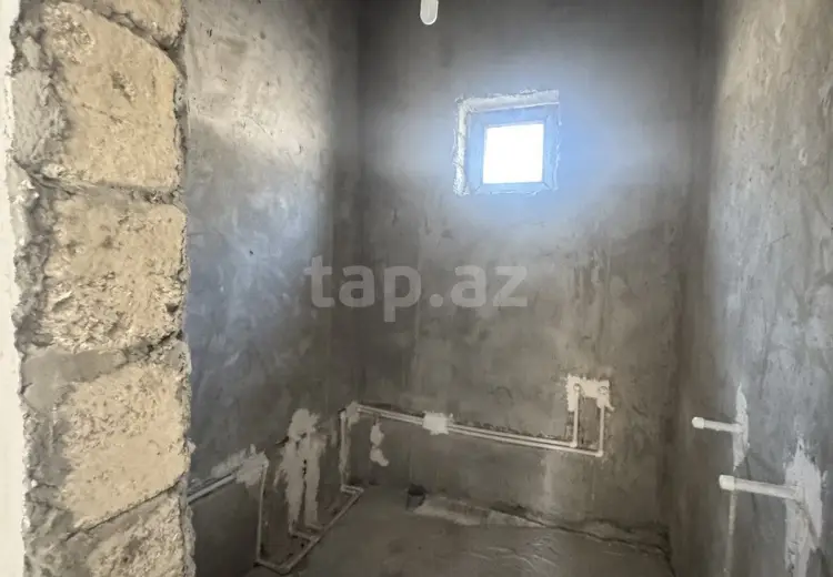 8 otaqlı mənzil , Bakı