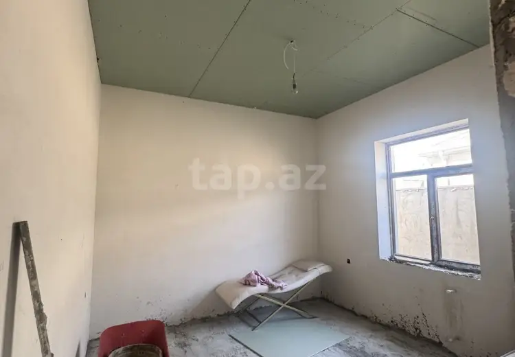 8 otaqlı mənzil , Bakı